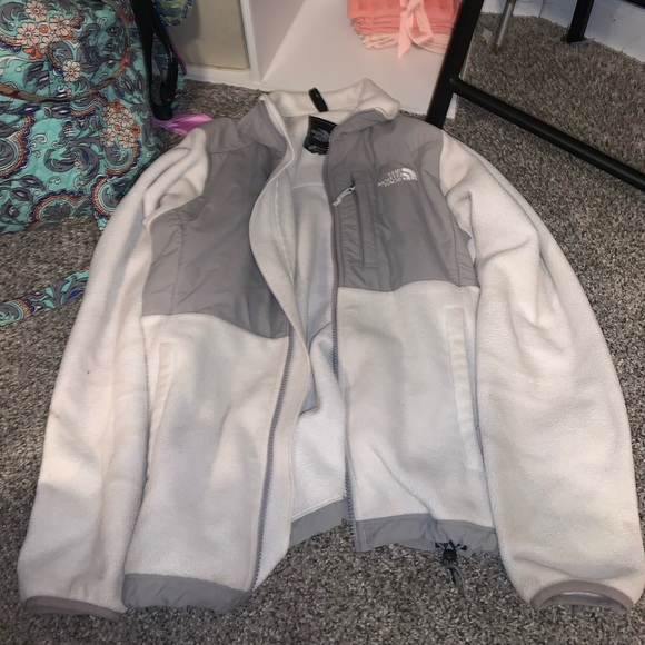 White north face jacket - Picture 1 of 8